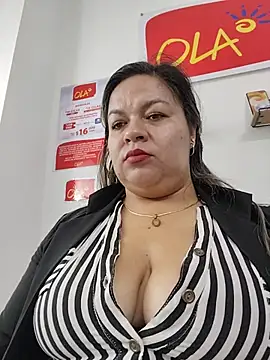 Show de Charlott-1 na webcam