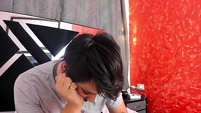 Show modela MikeBayers69 na web-kameri