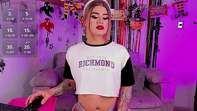 samy_lancaster22 Show in webcam