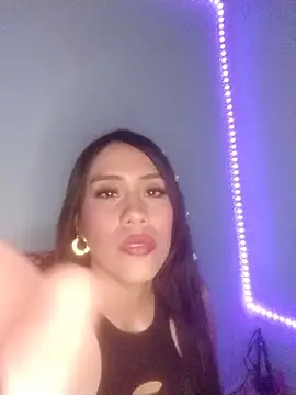 anaisha_isaza XXX чат на живо