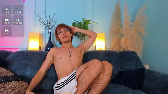 Show modela Ttadeo_Musso na web-kameri