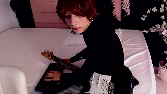 oli_dusk webcam show