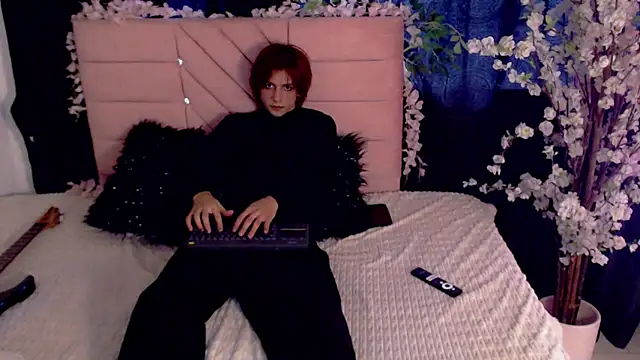 oli_dusk Webcam-Show