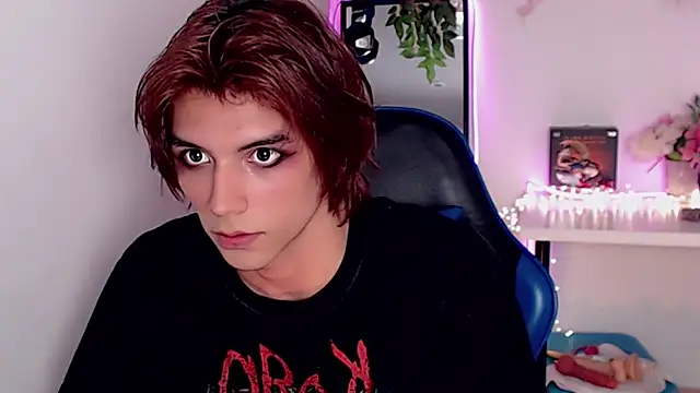 oli_dusk's Webcam Show