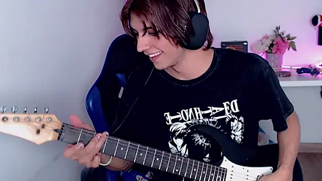 Show modela oli_dusk na web-kameri