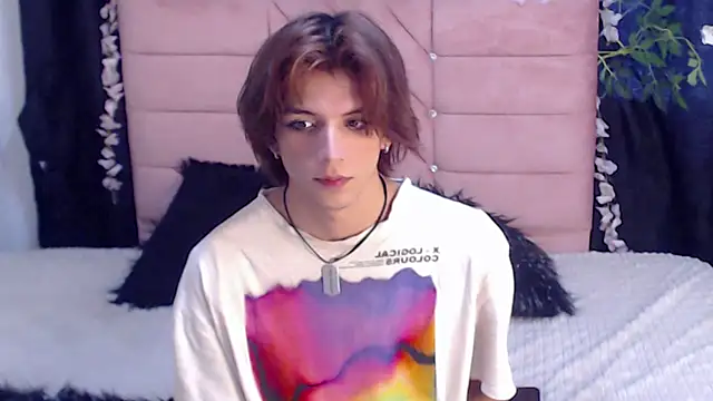 oli_dusk Webcam show