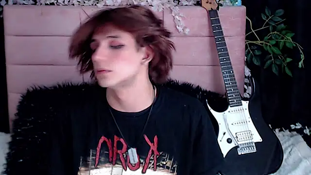 oli_dusk's Webcam Show