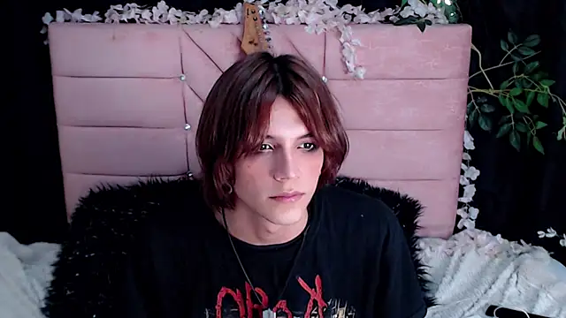 oli_dusk webcam show