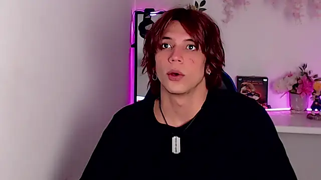oli_dusk Webcam show