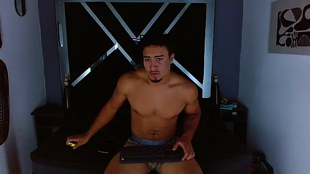 Poke_Dia Webcamshow