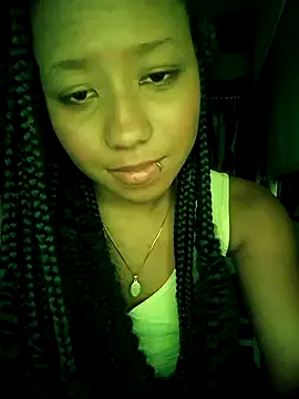 Laurakail_wan's Live XXX Chat