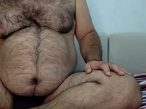 hugsbear33 Adlı Modelin Web Kamerası Şovu