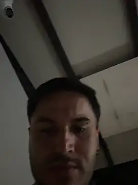 Webkamerová show noahstevenss