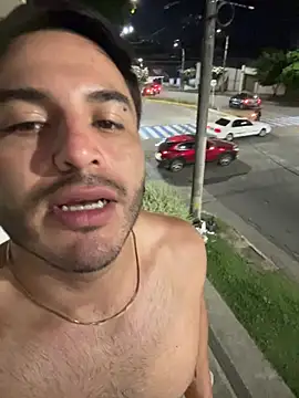 noahstevenss Show in webcam