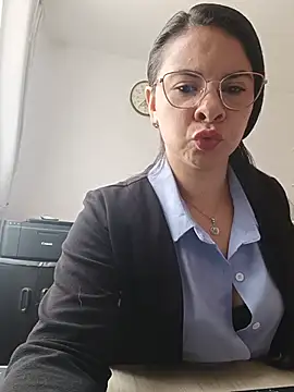 Paolitha25 Show Webcam