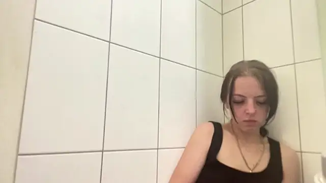 Pokazy przed kamerką – drainedog