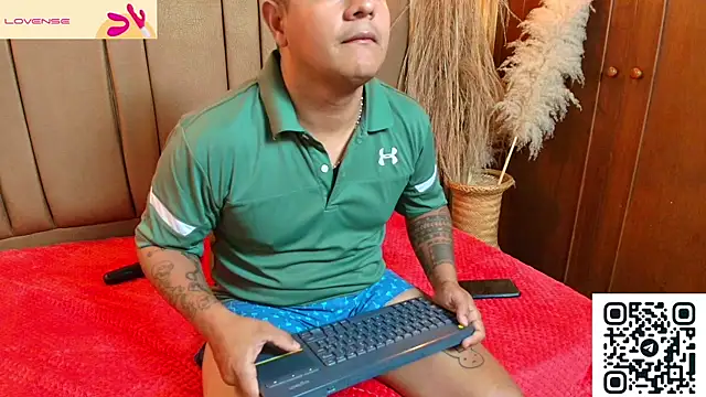 loving_couple__'s Webcam Show