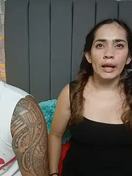 Show modela loving_couple__ na web-kameri