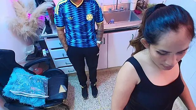 loving_couple__n Webbikameraesitys