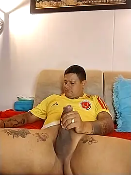 loving_couple__n Webbikameraesitys