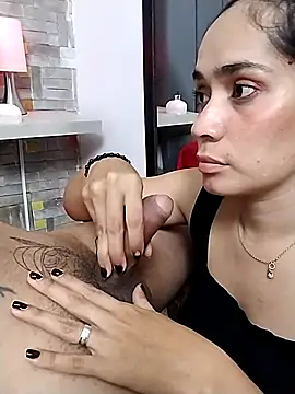 loving_couple__: διαδικτυακό σόου στην κάμερα