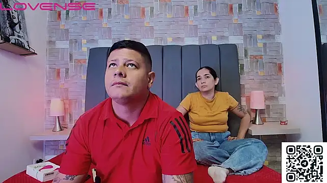 loving_couple__n Webbikameraesitys