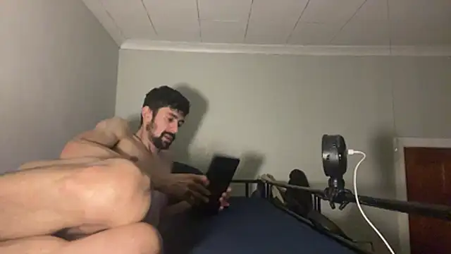 Вебкам-шоу Bzrv
