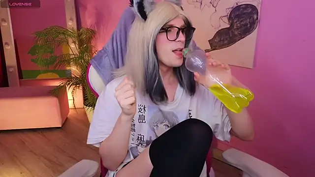 FoxyPuff Webcamshow