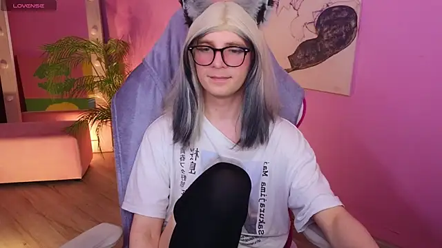 FoxyPuff's Webcam Show