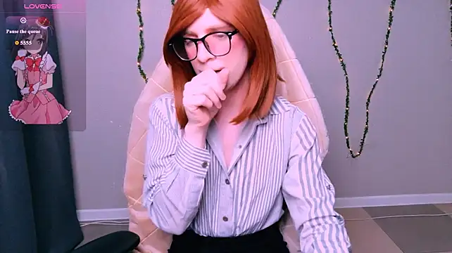 عرض كام FoxyPuff