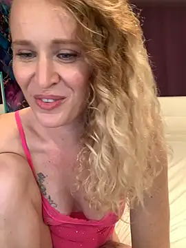 SweetandNastySummer's Webcam Show