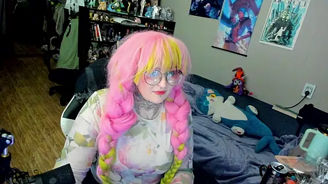 crystal_musee's Webcam Show