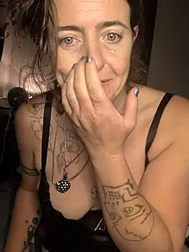 1rubylouxe's Live XXX Chat