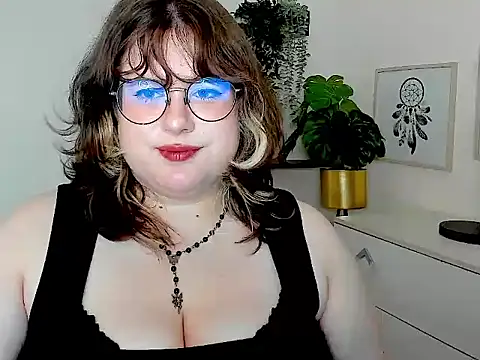 OpheliaLush Chat XXX in diretta