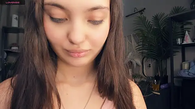 ReynaCarco Show in webcam