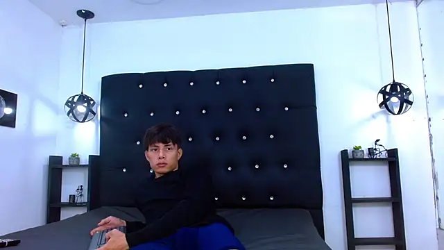 Didy_Hard26n Webbikameraesitys