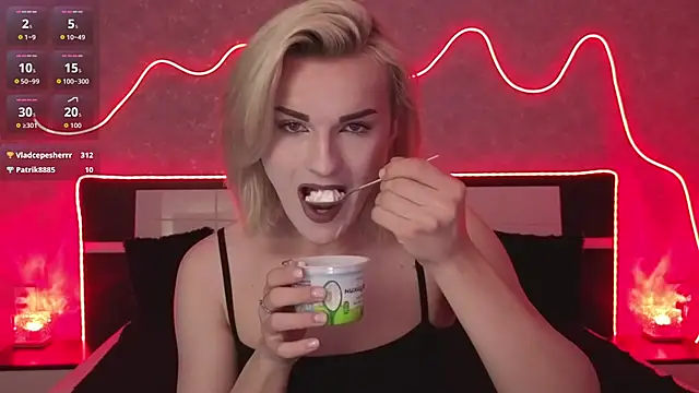 cutesexyblondee Webcam-Show
