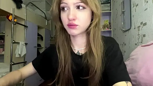 Show modela chipsis na web-kameri