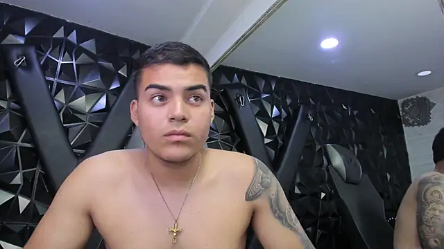 Webkamerová show DominickRios_