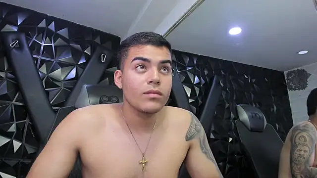 DominickRios_n Webbikameraesitys