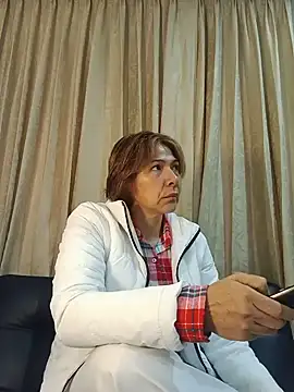 MiaIsabela_ 网络视讯表演