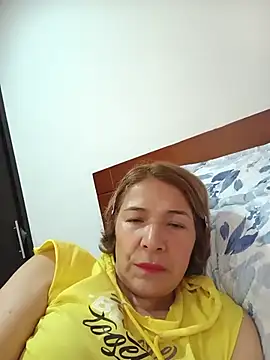 MiaIsabela_のライブXXXチャット