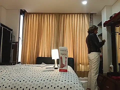دردشة MiaIsabela_ الجنسية المباشرة