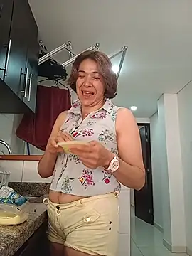 Živý XXX chat MiaIsabela_