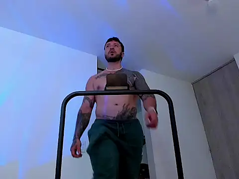 Pokazy przed kamerką – Dave_Max93