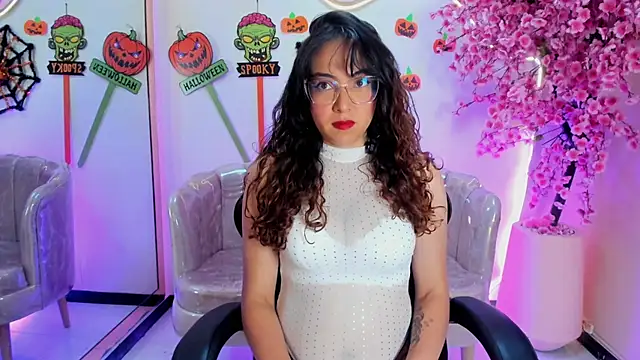 โชว์เว็บแคมของ VeronicaJonesss_