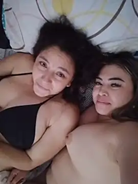 cachonda69-'s Webcam Show