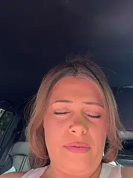 TNMilf's Live XXX Chat