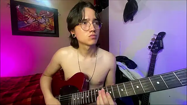 Dominick_Wildd: διαδικτυακό σόου στην κάμερα