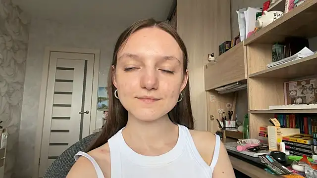 LeaScolieri webcam show